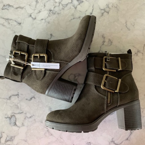 White Mountain Shoes - White Mountain NWT Women's Ankle Boots
